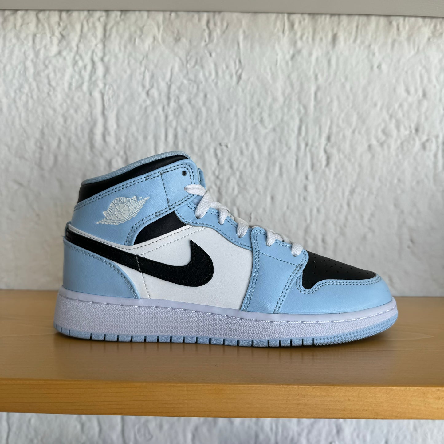 Jordan 1 Mid GS Ice Blue