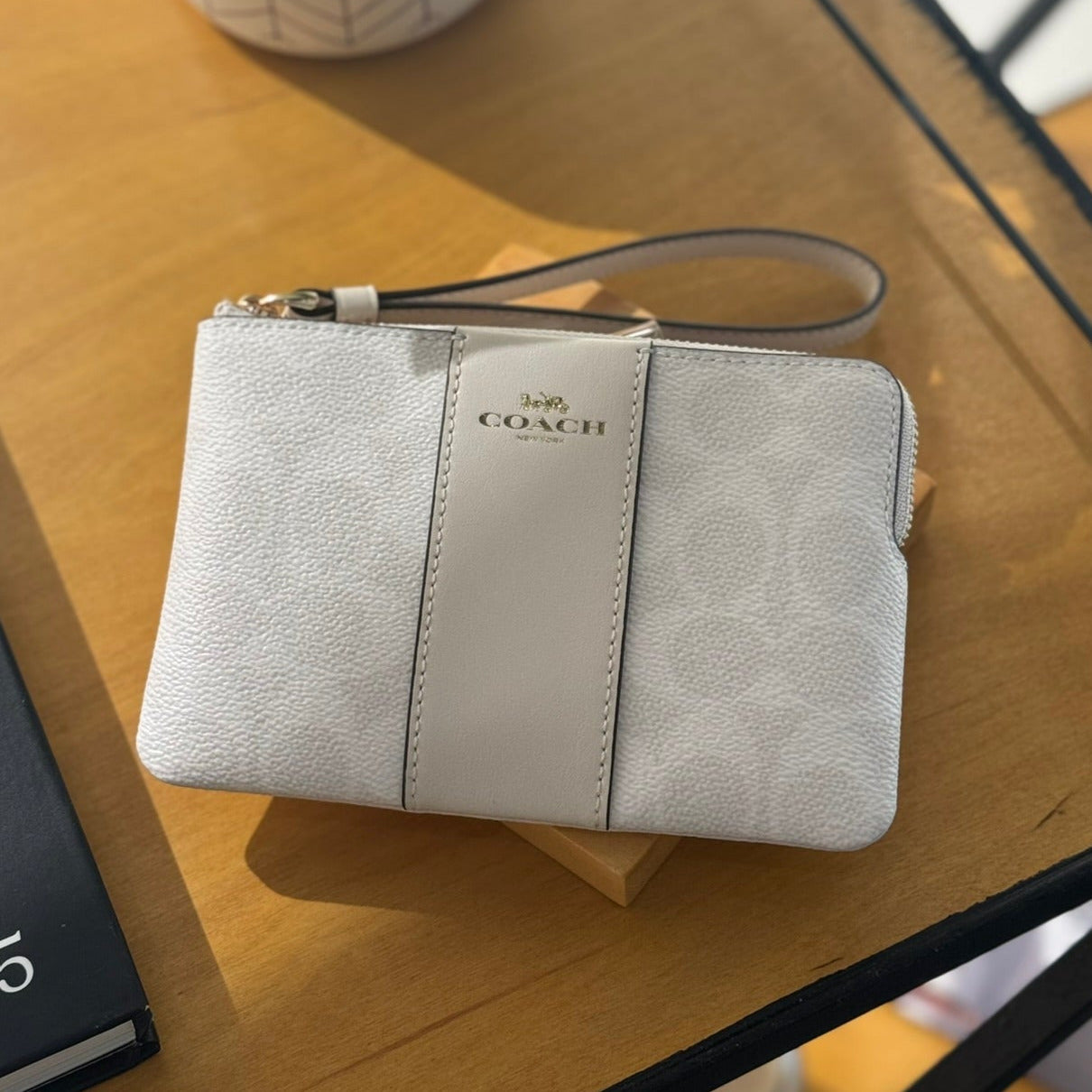 Monedero Coach Blanco Monograma