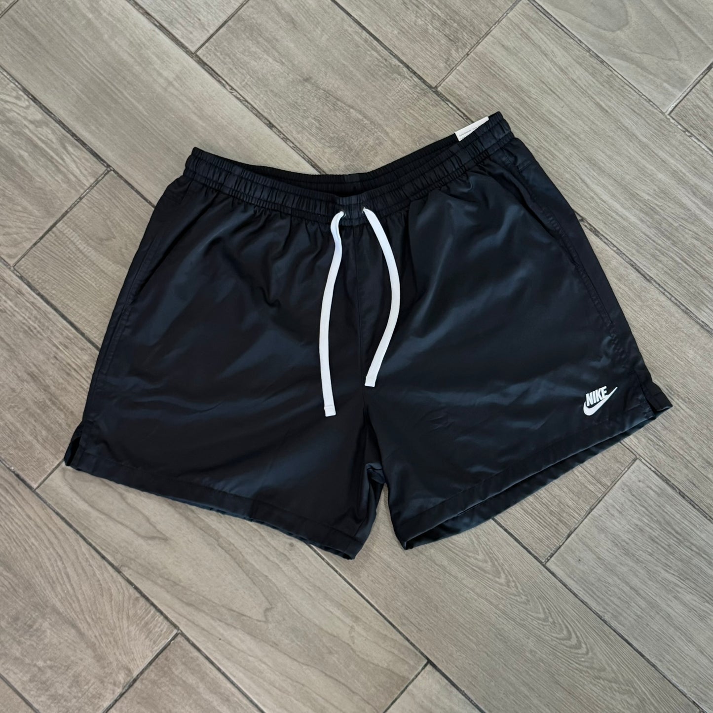 Short Nike SportWear Woven Negro