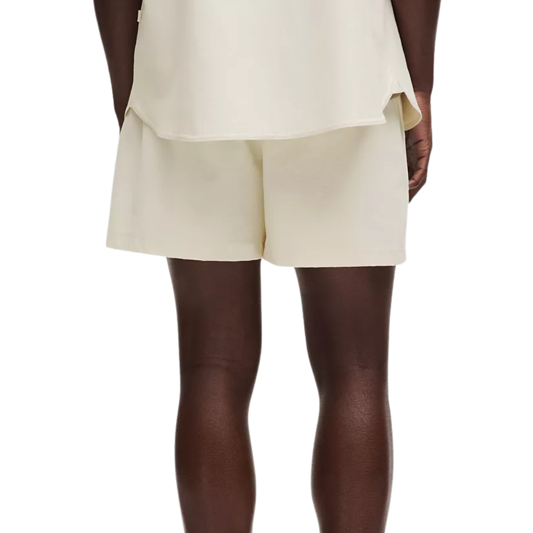 Short Lululemon "Stretch Ripstop" Light Ivory