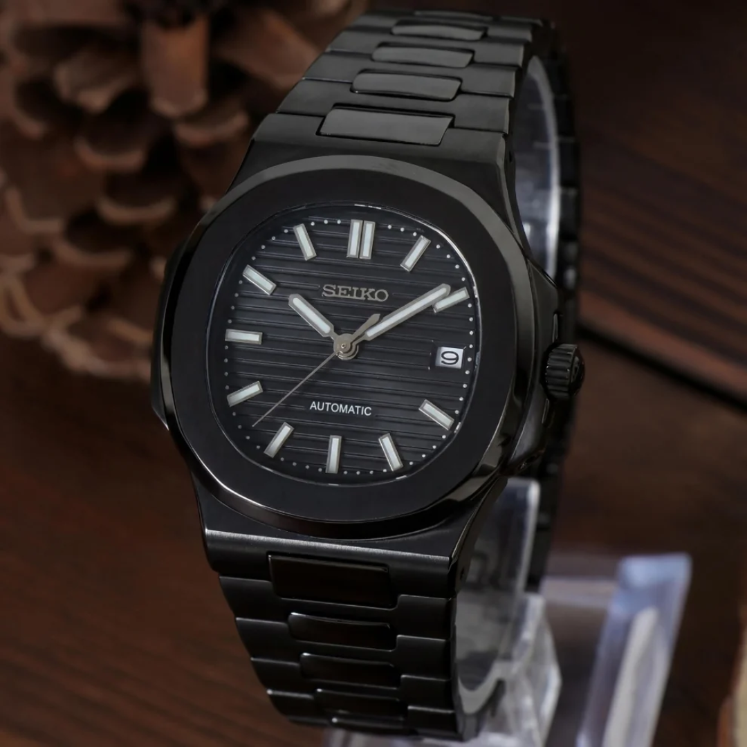 Seiko Mod "Nautilus" Black