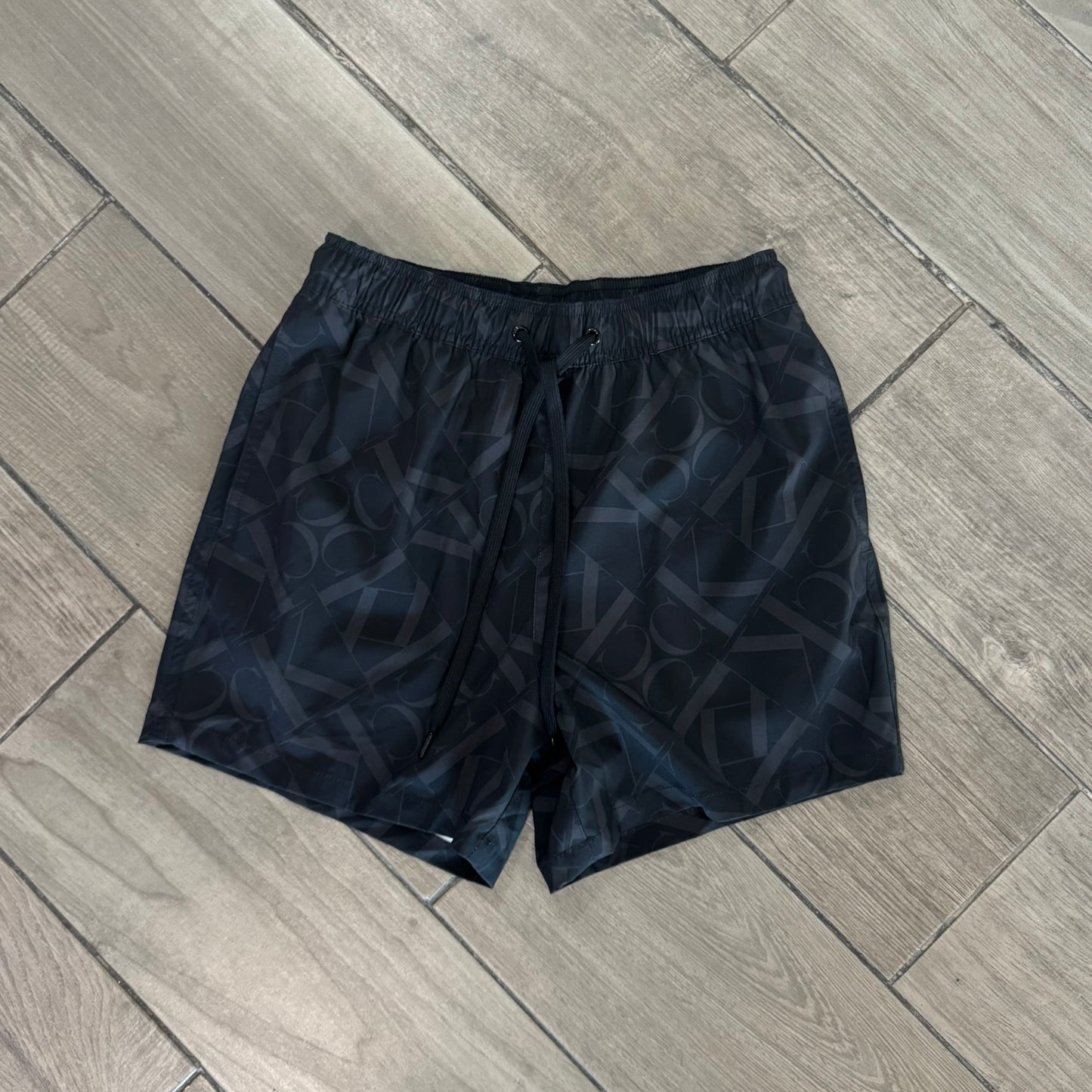 Short CK Black Monograma