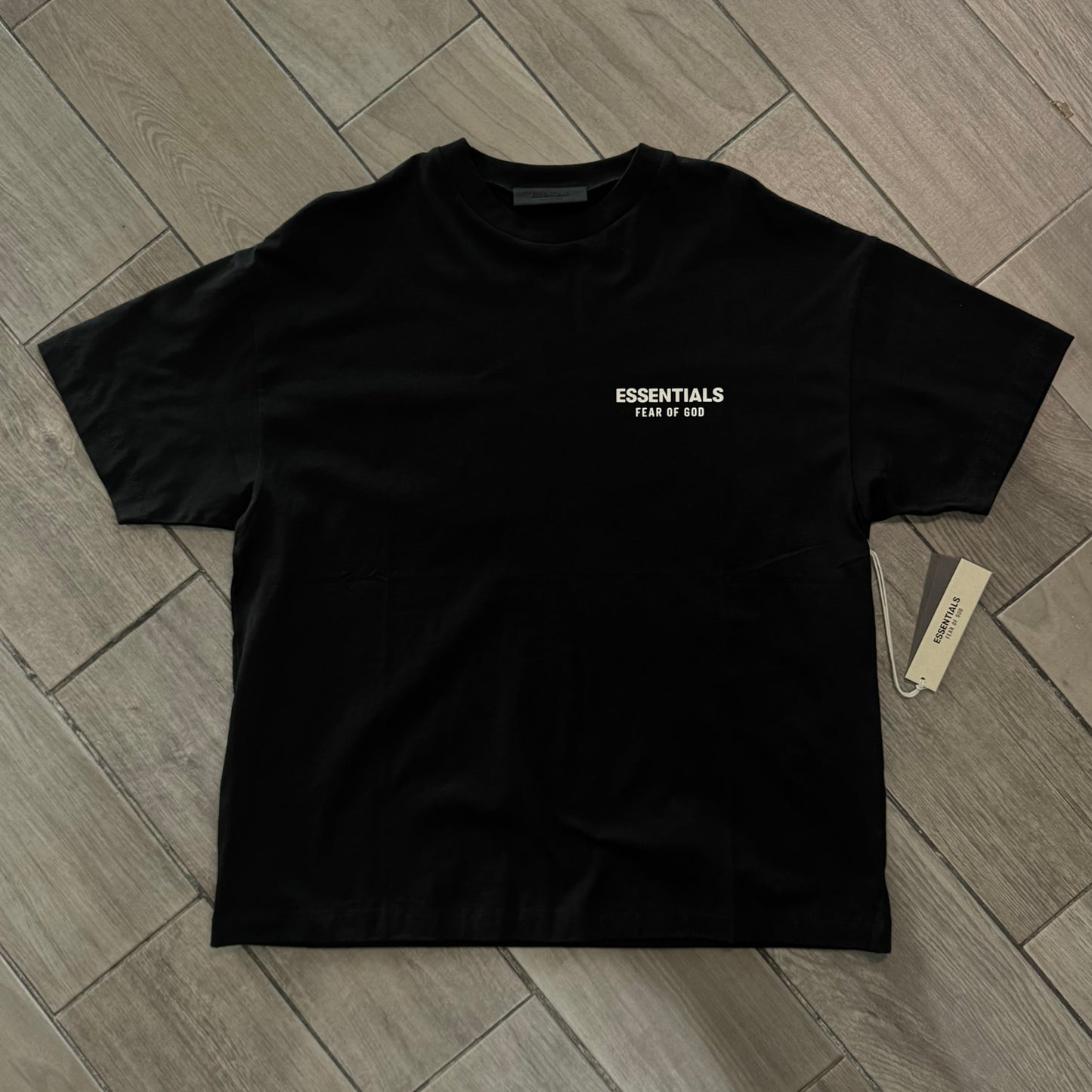 Tee FOG Essentials Classic fit Black and White