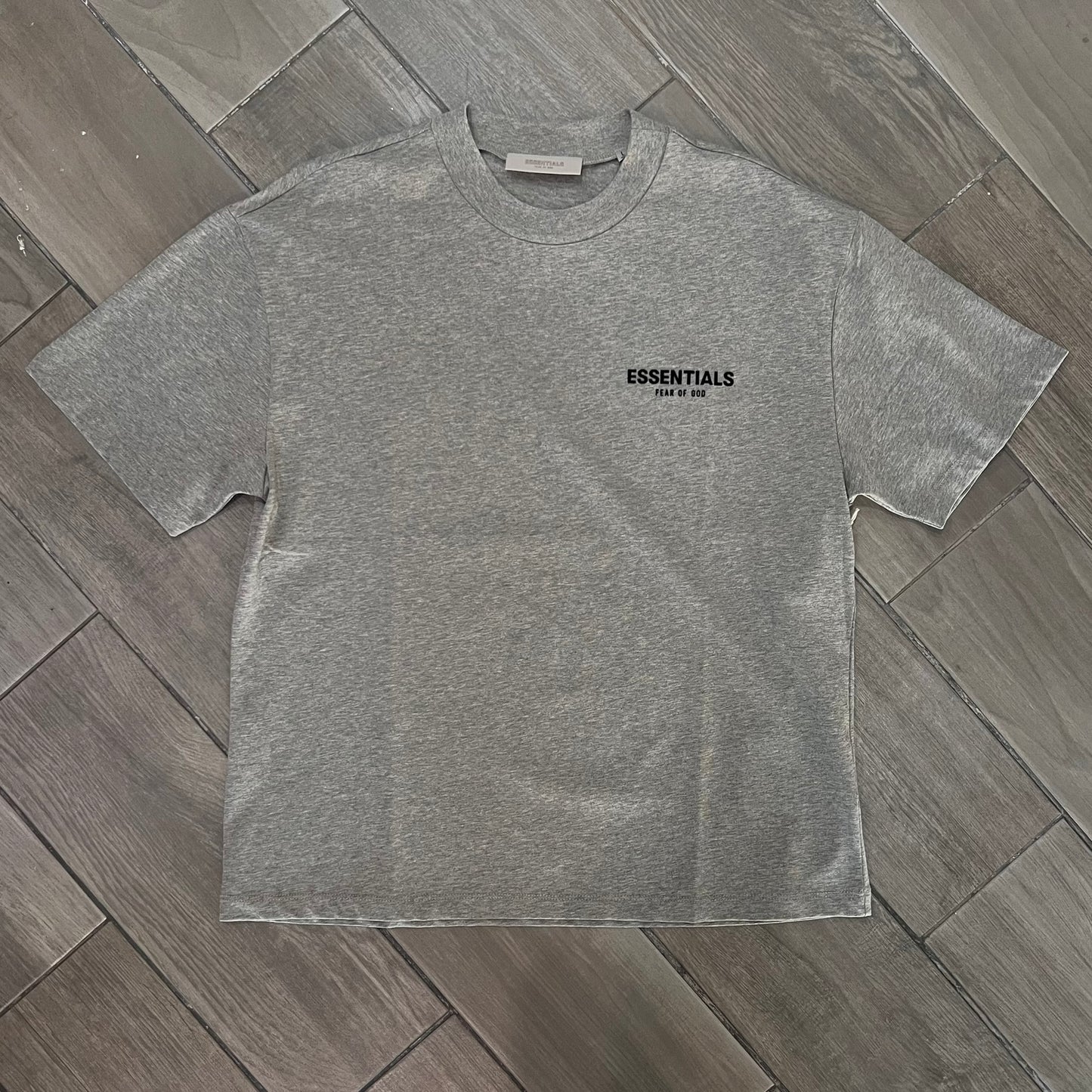 Tee Essentials Dark Grey